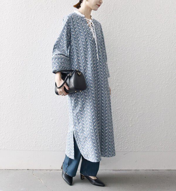 SHIPS any「SHIPS any:〈洗濯機可能〉エンブロイダリー シャンブレー レースアップ ワンピース」|ワンピース|