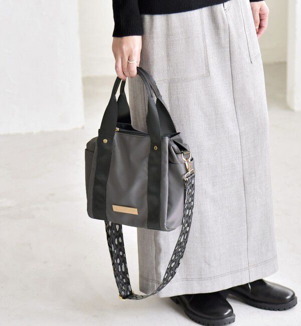 quaranciel「《一部追加予約》quaranciel: 2way 8ポケット ライン ショルダー バッグ」|ショルダー・メッセンジャー|