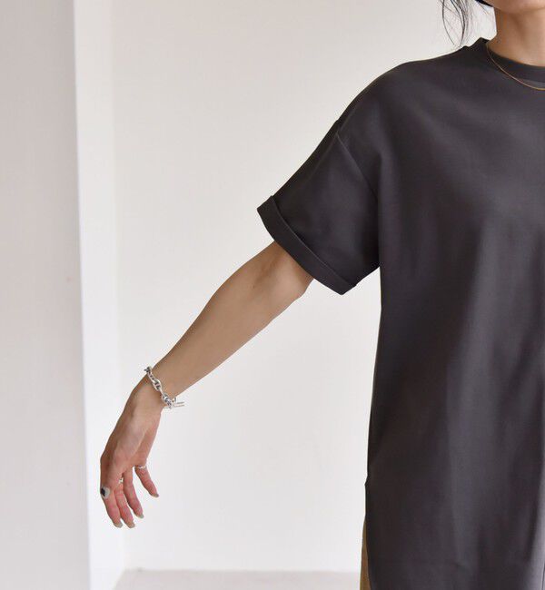 quaranciel「quaranciel:〈接触冷感/汗染み防止/洗濯機可能〉スリット ルーズ チュニック TEE」|Tシャツ・カットソー|