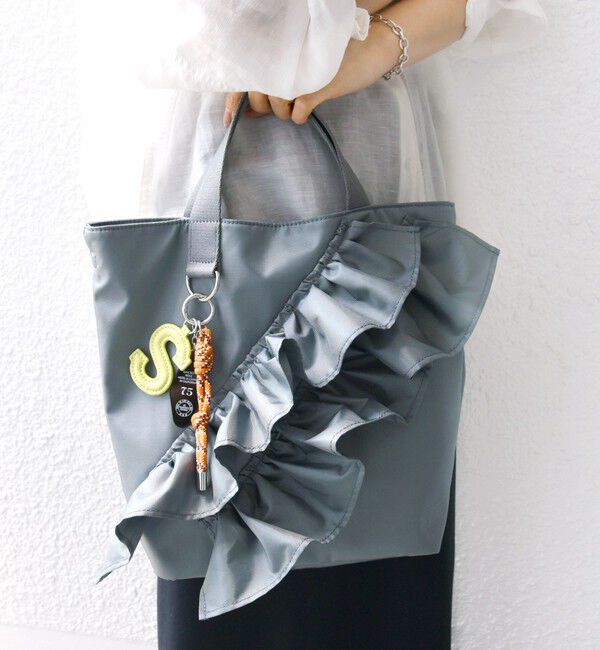 SHIPS for women「【WEB限定】チャーム 付き フリル トート」|トートバッグ|