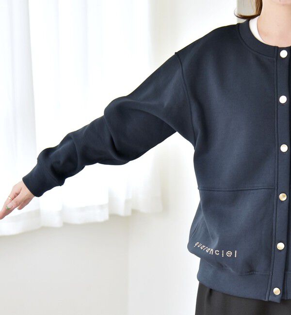 quaranciel「quaranciel:〈洗濯機可能〉スタッズ ロゴ ダンボール スウェット カーディガン」|スウェット・ジャージ|