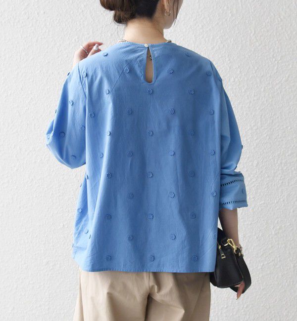 SHIPS any「SHIPS any:〈洗濯機可能〉フラワー モチーフ ハシゴレース クルーネック ブラウス」|シャツ・ブラウス|