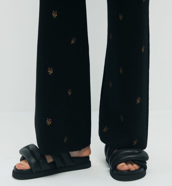 CABaN「コットンカシミヤ エンブロイダリーニットパンツ」|その他|