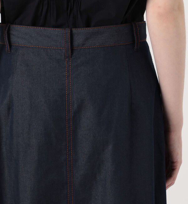 TOMORROWLAND collection「コットンシルクデニム トラペーズスカート」|台形|