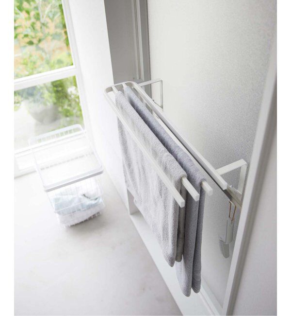 journal standard Furniture「《WEB限定》【tower/タワー】浴室扉タオル掛け上 バスタオルハンガー」|トイレタリー・ランドリーグッズ|