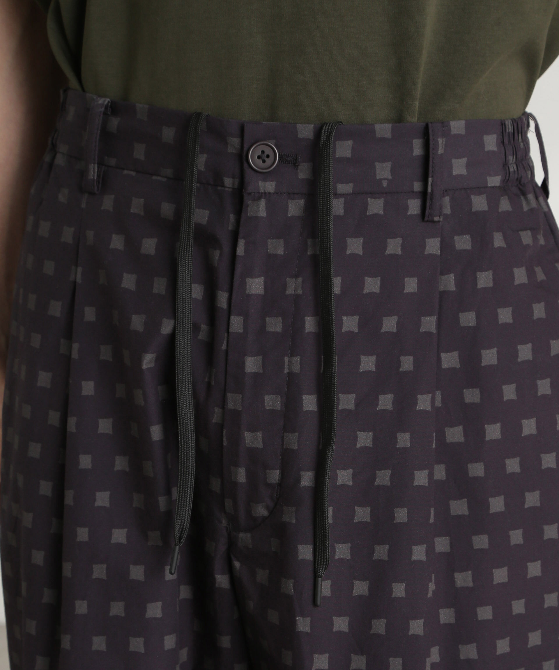 nano･universe「オリジナルパターンイージーパンツ」|チノ|