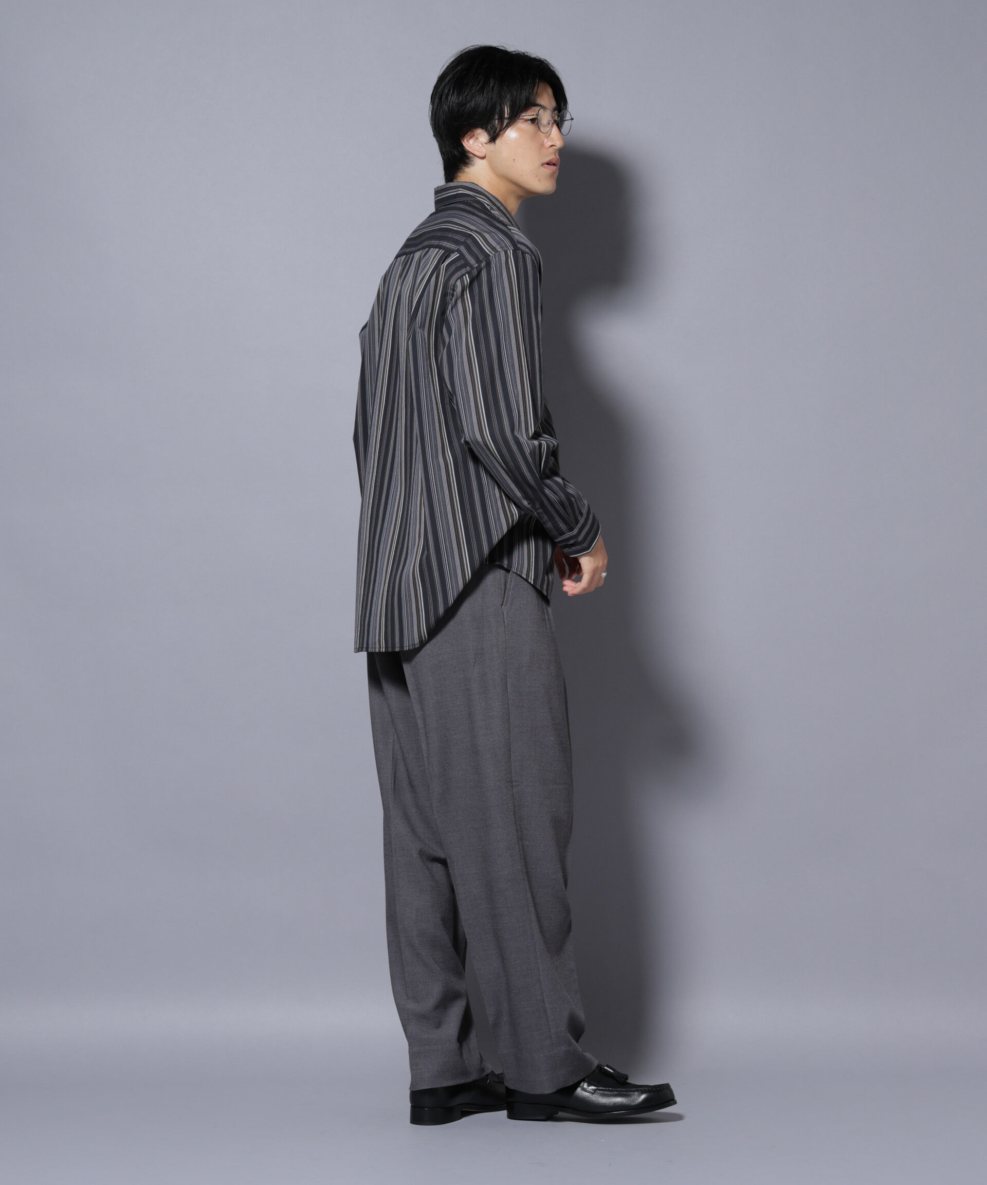 nano･universe「2タックテーパードスラックス」|チノ|