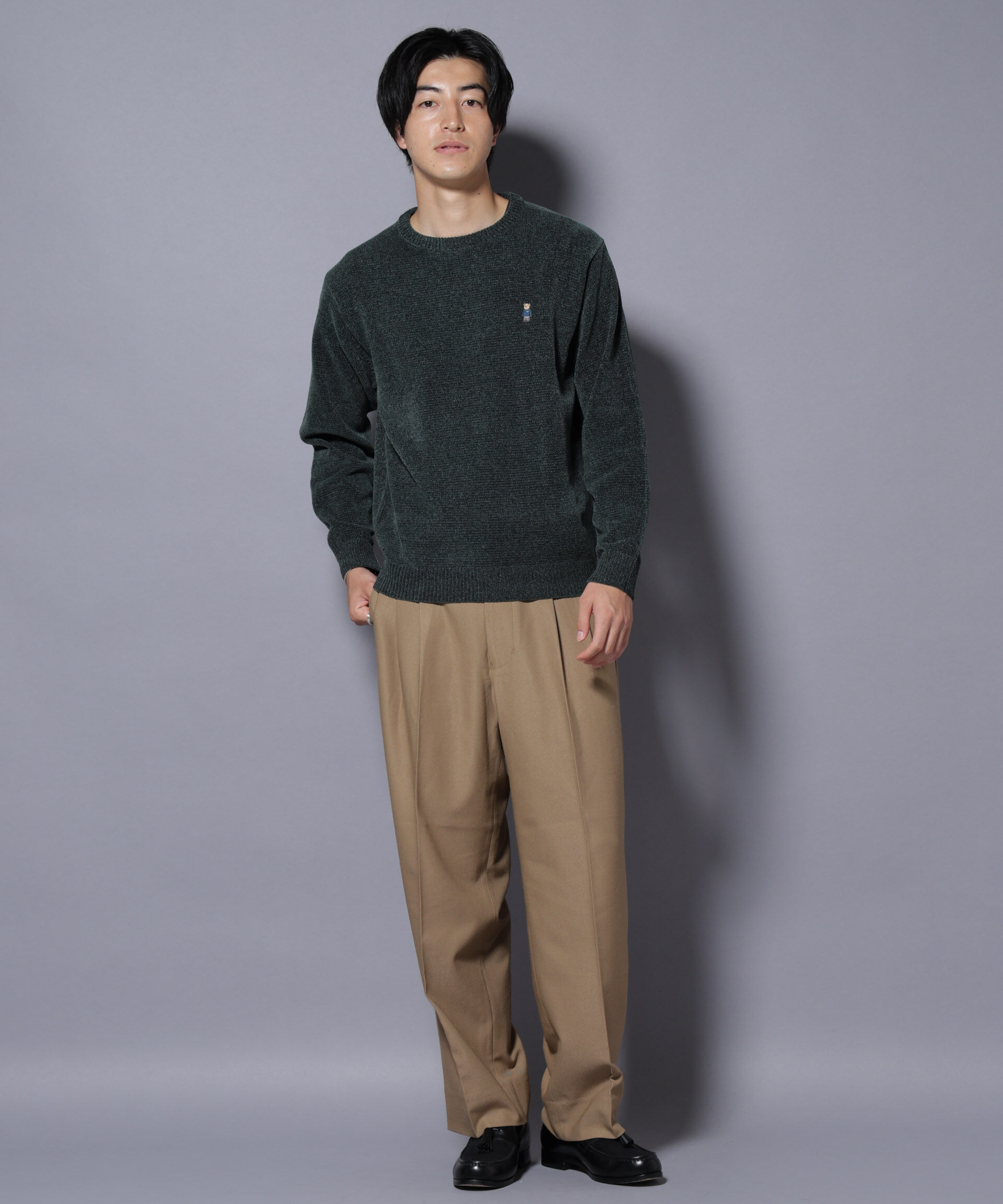 nano･universe「2タックテーパードスラックス」|チノ|