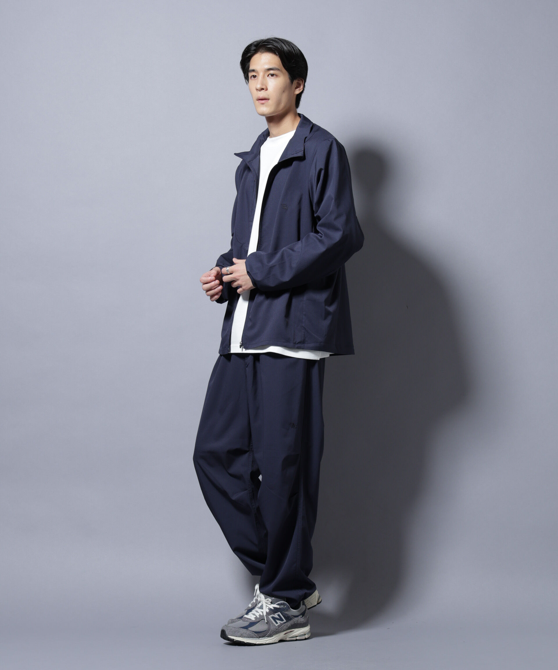 nano･universe「「NJ/CLUB」ワンポイントロゴトラックパンツ」|チノ|