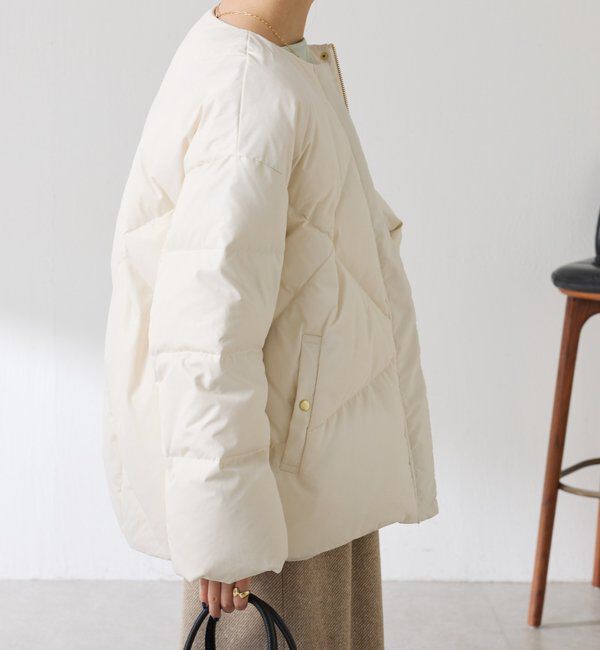  「【マット見え/軽量コート】ライトエンボスノーカラーダウン」|その他|