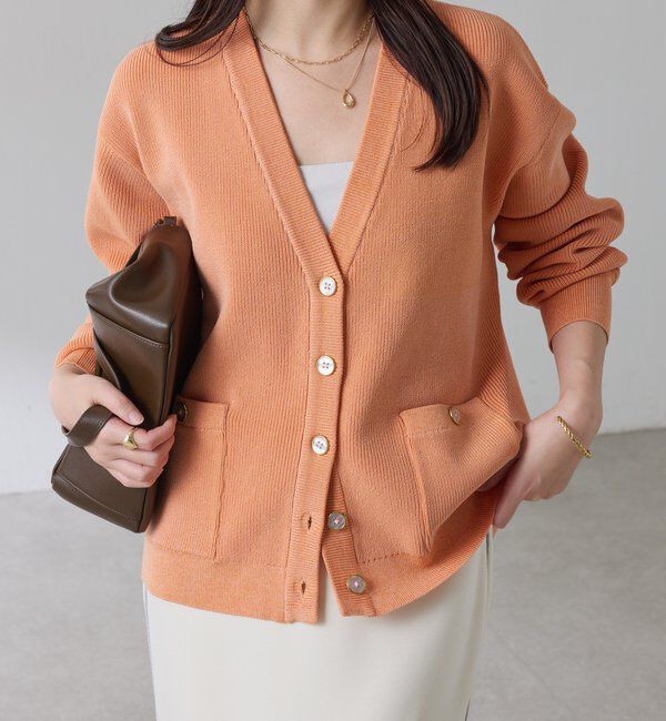  「ツヤボタンカーディガン」|ニット・セーター|