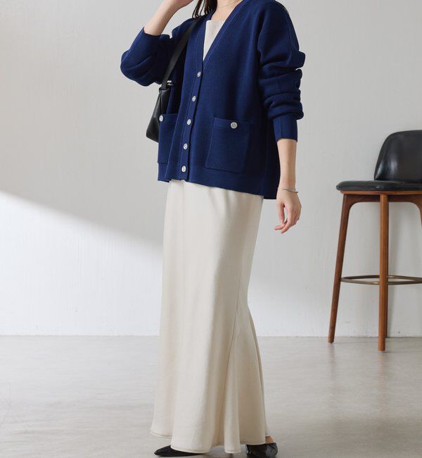  「ツヤボタンカーディガン」|ニット・セーター|