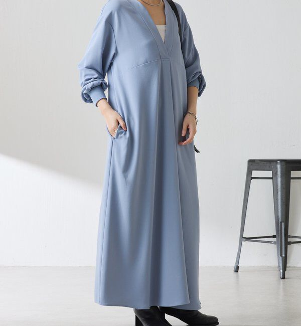  「【高機能素材】ジャージVネックワンピース/セレモニー」|ワンピース|