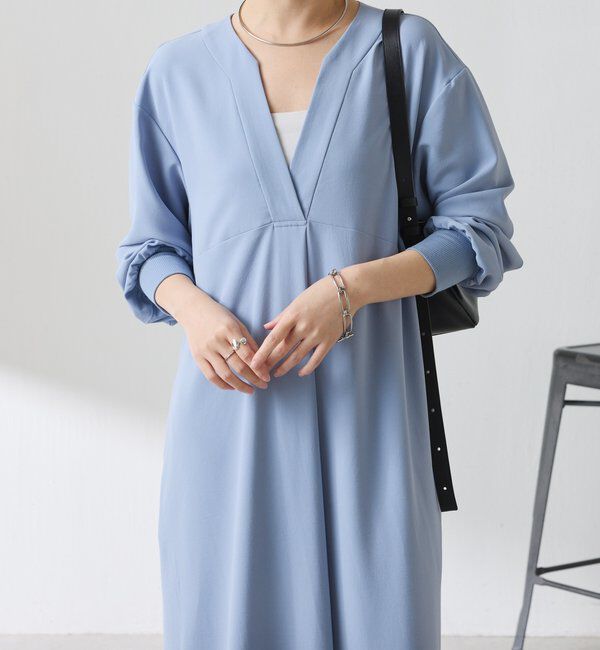  「【高機能素材】ジャージVネックワンピース/セレモニー」|ワンピース|