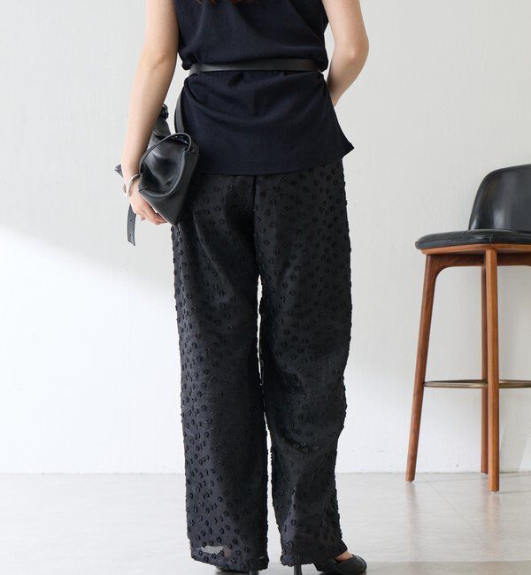  「【着映えデザイン】立体フラワーシアーワイドパンツ」|チノ|