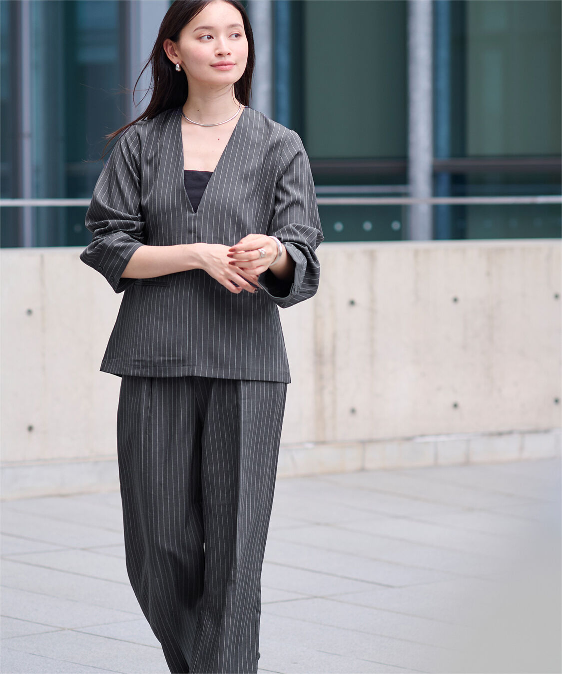 ur's「センタープレスタックワイドパンツ」|スラックス|