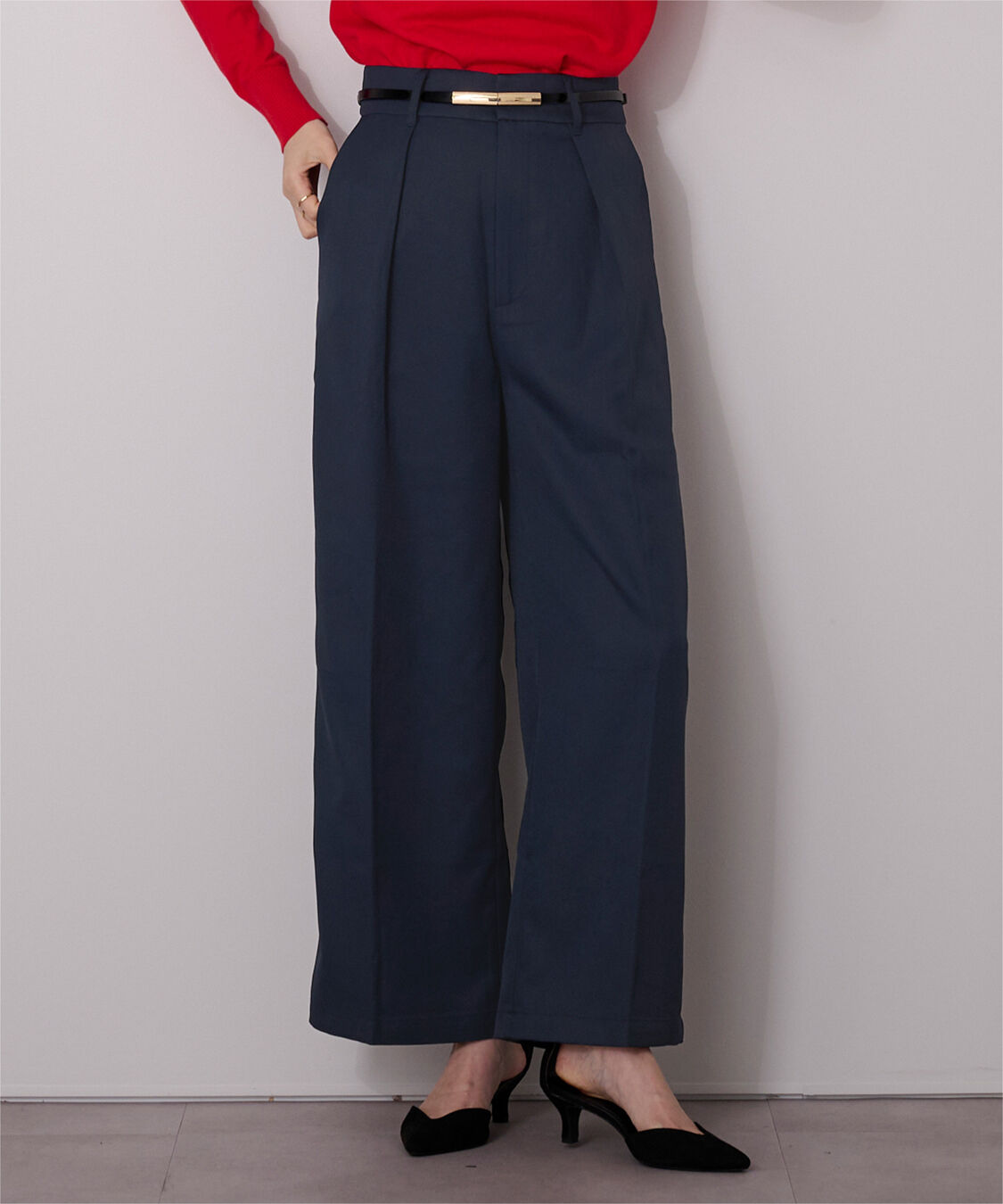 ur's「センタープレスタックワイドパンツ」|スラックス|ネイビー