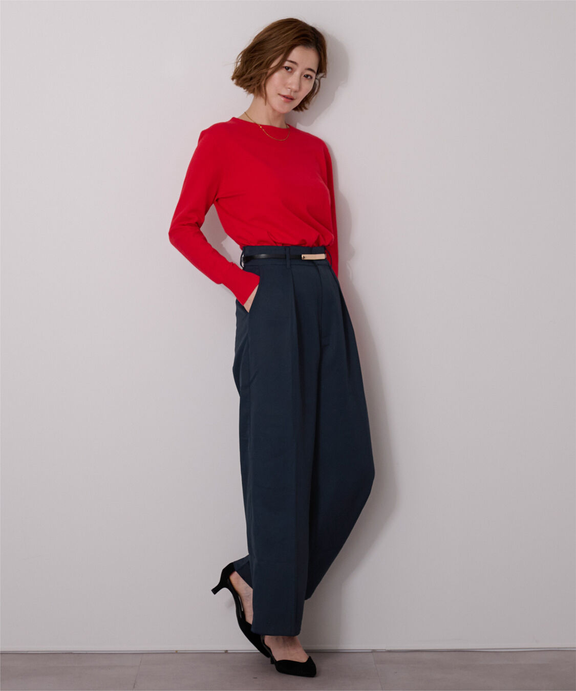 ur's「センタープレスタックワイドパンツ」|スラックス|