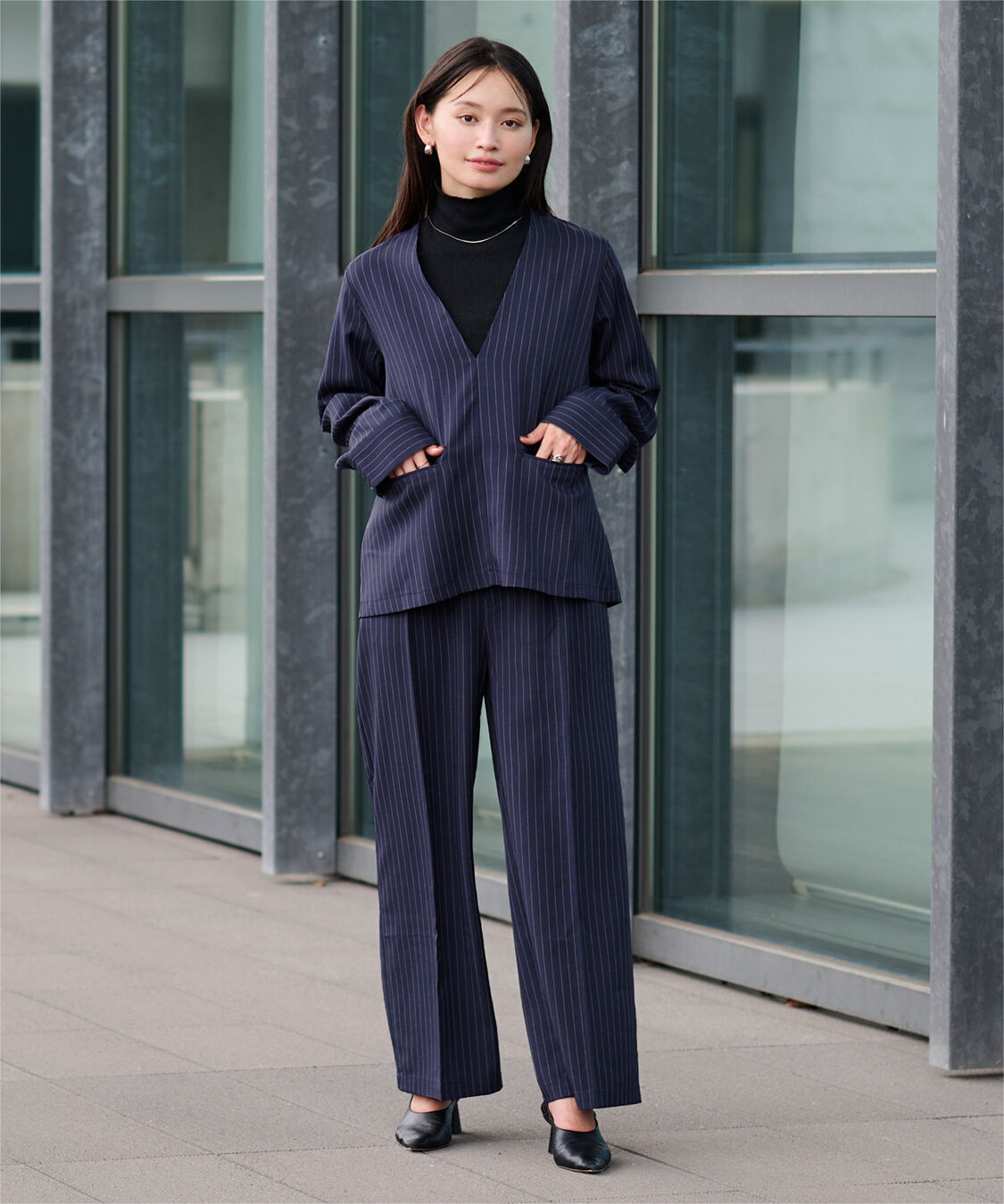 ur's「センタープレスタックワイドパンツ」|スラックス|