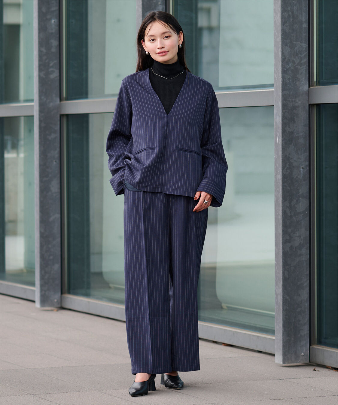 ur's「センタープレスタックワイドパンツ」|スラックス|