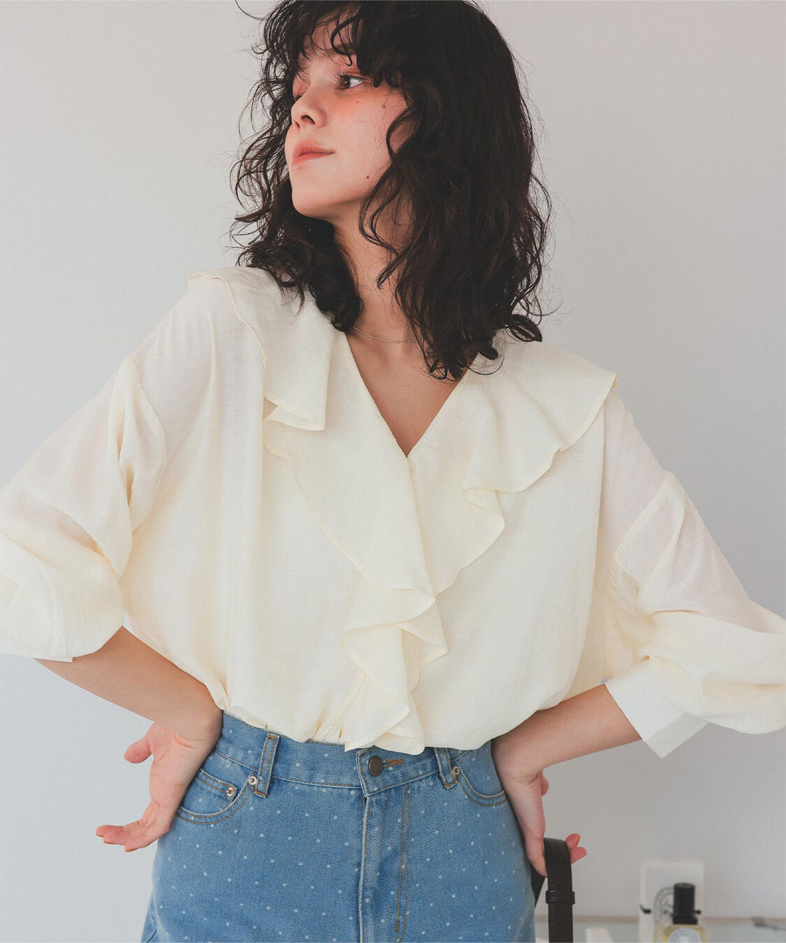 titivate「フリルカラーオーバーブラウス」|シャツ・ブラウス|アイボリー
