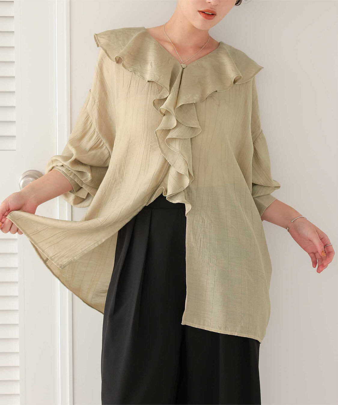 titivate「フリルカラーオーバーブラウス」|シャツ・ブラウス|