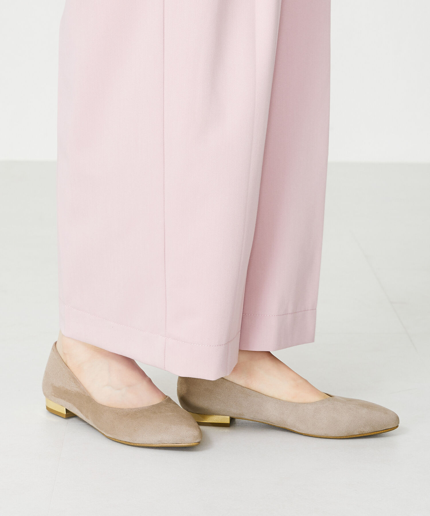 ORiental TRaffic「【WEB限定 / 累計16万足突破】ポインテッドトゥ フラット パンプス /R-4007 通勤靴 厚手クッション」|パンプス|