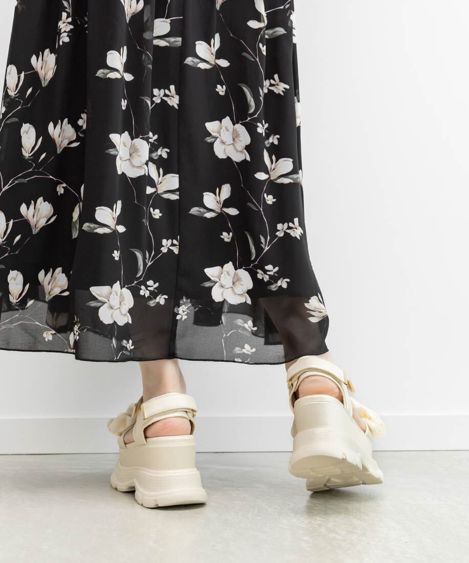  「ボリュームフリルスポーツサンダル」|サンダル|