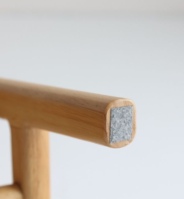 B-COMPANY「もっとお出かけしたくなる！　アームベンチ」|ルームシューズ|