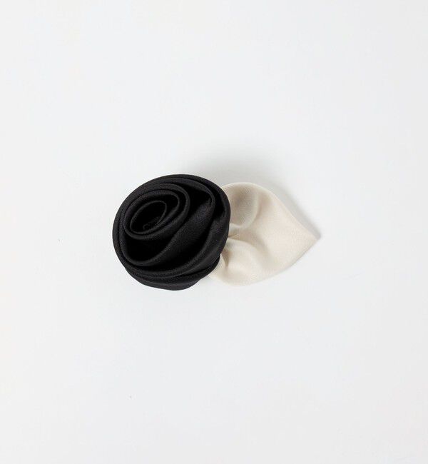 UNITED ARROWS「サテン ローズ コサージュ」|ブローチ・コサージュ|