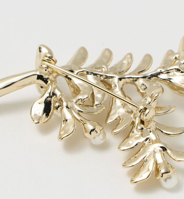 UNITED ARROWS green label relaxing「リーフ＆フェイクパール ブローチ」|ブローチ・コサージュ|