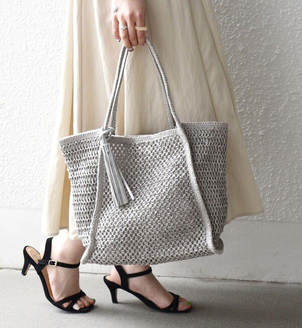 SHIPS any「SHIPS any: タッセル 透かし編み ペーパー トート バッグ」|トートバッグ|ライトグレー