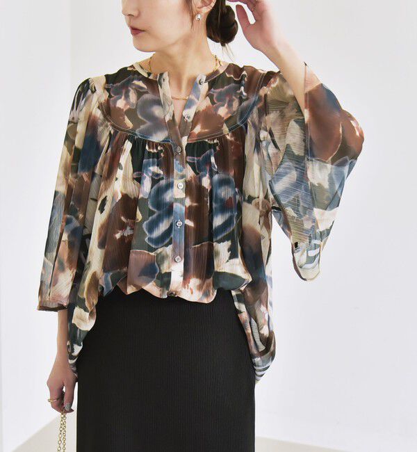 quaranciel「quaranciel:〈洗濯機可能〉シアー フラワー プリント ノーカラー ヨーク シャツ ブラウス」|シャツ・ブラウス|