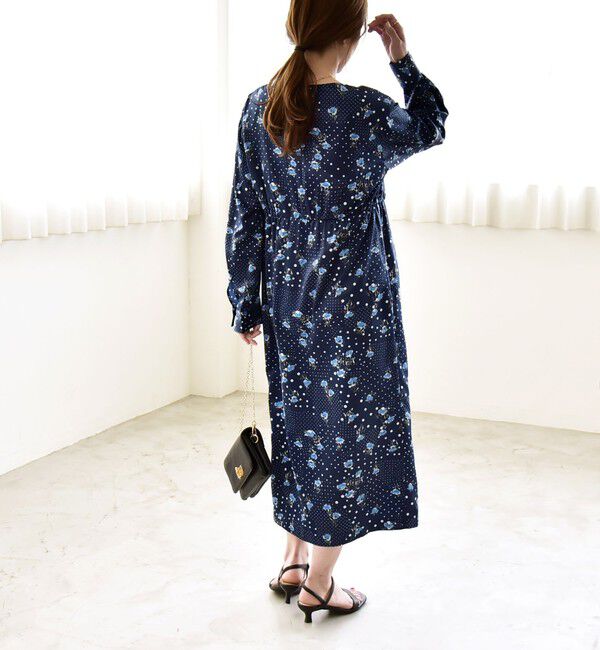 quaranciel「quaranciel: ドット フラワー プリント Iライン ギャザー ワンピース」|ワンピース|
