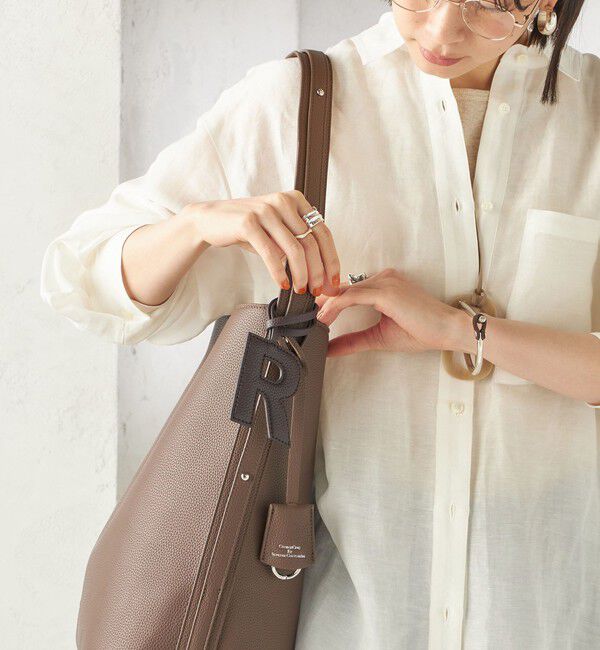 SHIPS for women「《追加予約》【WEB限定】George Cinq:イニシャル チャーム（ブラウン）」|チャーム・キーホルダー|R