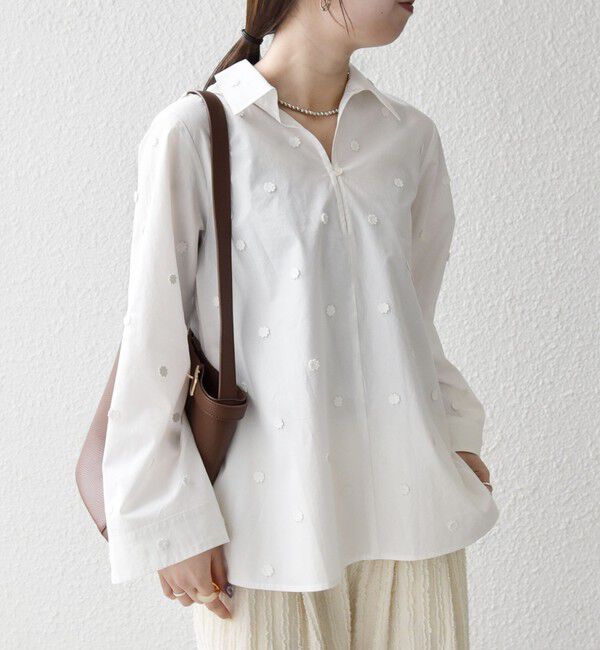 SHIPS any「SHIPS any:〈洗濯機可能〉フラワー モチーフ Aライン スキッパー シャツ ブラウス」|シャツ・ブラウス|