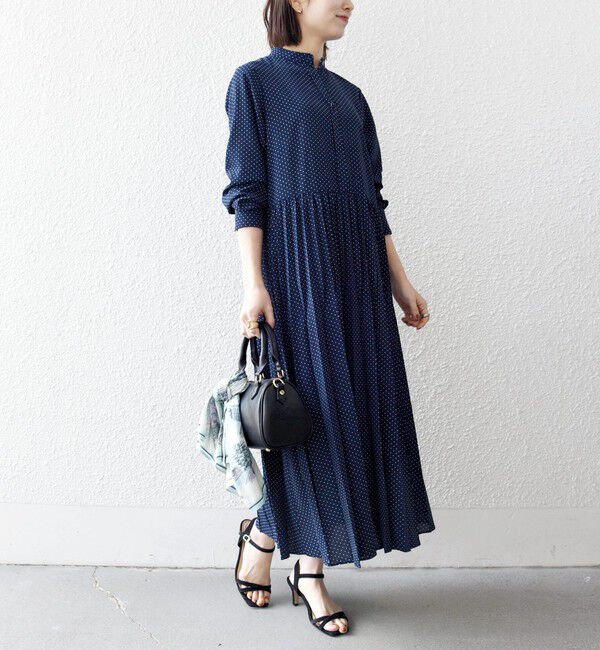 SHIPS any「《追加予約》SHIPS any:〈手洗い可能〉ドット バンドカラー プリーツ ロング ワンピース」|ワンピース|