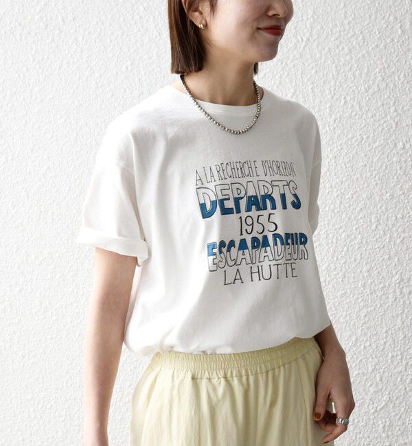 SHIPS any「《予約》【SHIPS any別注】La Hutte:〈洗濯機可能〉デザイン ロゴ プリント TEE 26SS」|Tシャツ・カットソー|