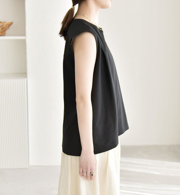 quaranciel「《予約》quaranciel:〈接触冷感/汗染み防止加工/洗濯機可能〉クルー ノースリーブ TEE」|Tシャツ・カットソー|