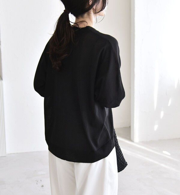 quaranciel「《予約》quaranciel:〈接触冷感/手洗い可能〉メタルボタン Vネック シアー ニット カーディガン」|カーディガン|