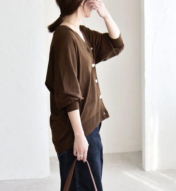 quaranciel「《予約》quaranciel:〈接触冷感/手洗い可能〉メタルボタン Vネック シアー ニット カーディガン」|カーディガン|