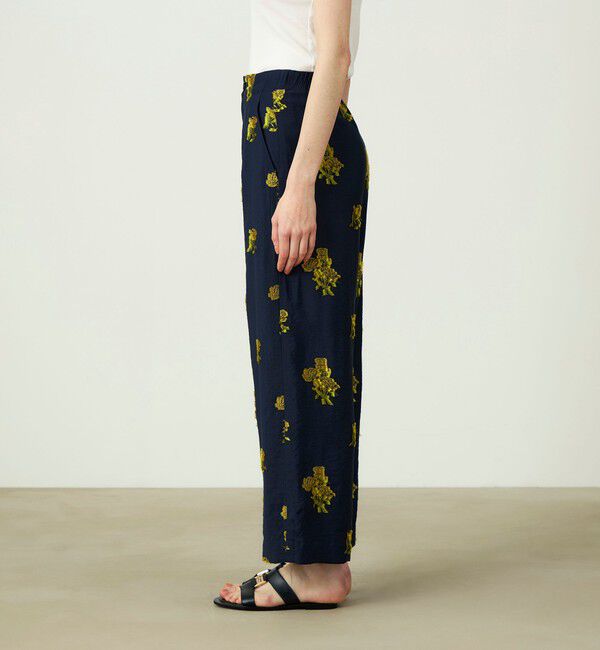 SOULEIADO「カットジャカード タックストレートパンツ」|チノ|