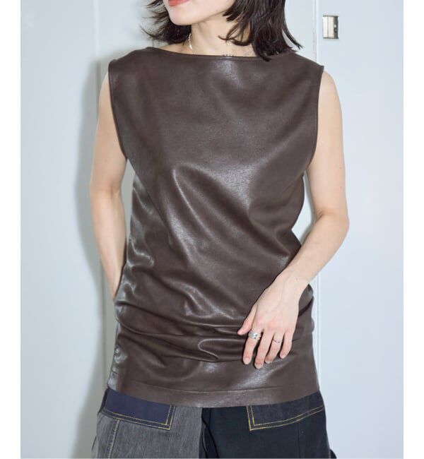  「《予約》FAUX LEATHER TOPS：ブラウス」|シャツ・ブラウス|ブラウン
