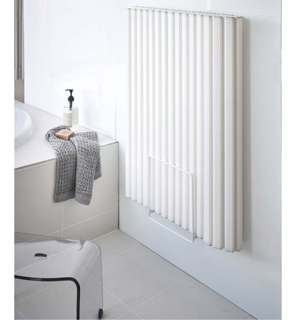 journal standard Furniture「《WEB限定》【tower/タワー】乾きやすいマグネット風呂蓋スタンド」|トイレタリー・ランドリーグッズ|