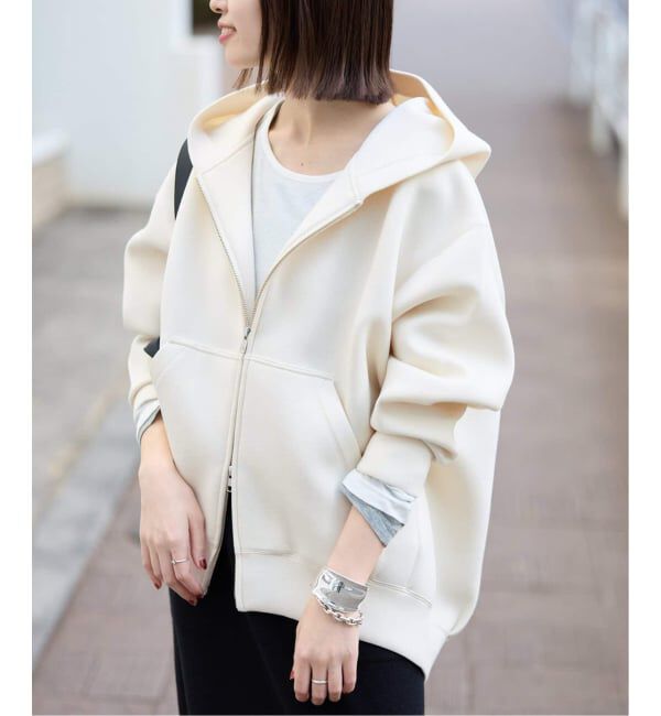 SLOBE IENA「《一部店舗・WEB限定カラー有り/追加》ボリュームジップアップフーディー」|パーカー|