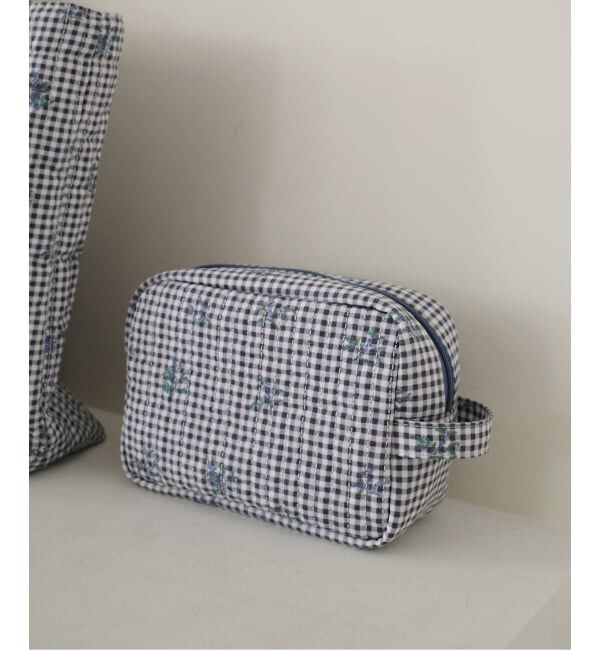 SLOBE IENA「Margaux Dereume &times; SLOBE キルティングポーチ」|ポーチ|ブラック