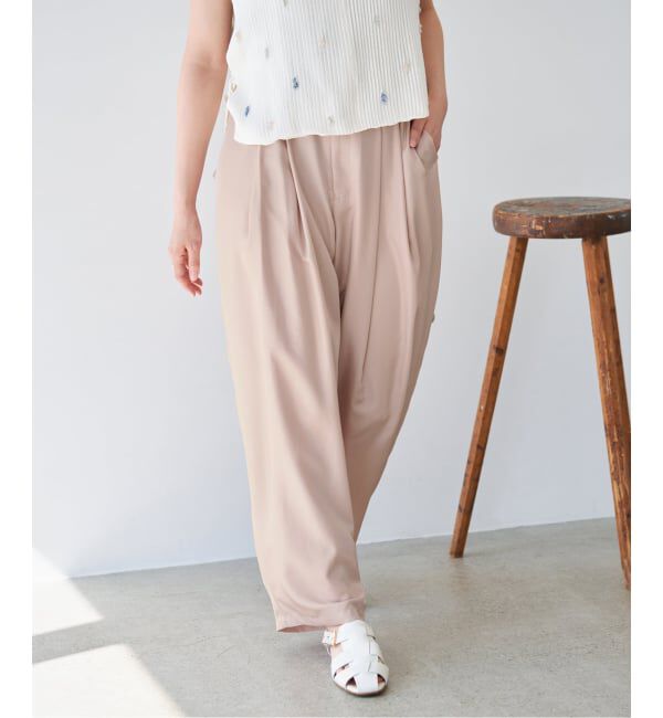 IENA「《洗濯機洗い可/予約》UVカット/接触冷感 ツイルコクーンスラックス」|スラックス|