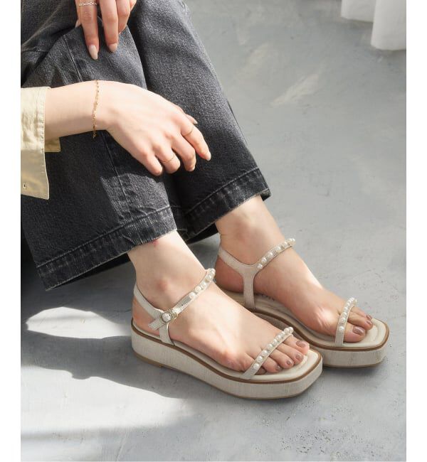  「《追加予約》4cmパールプラットサンダル」|サンダル|