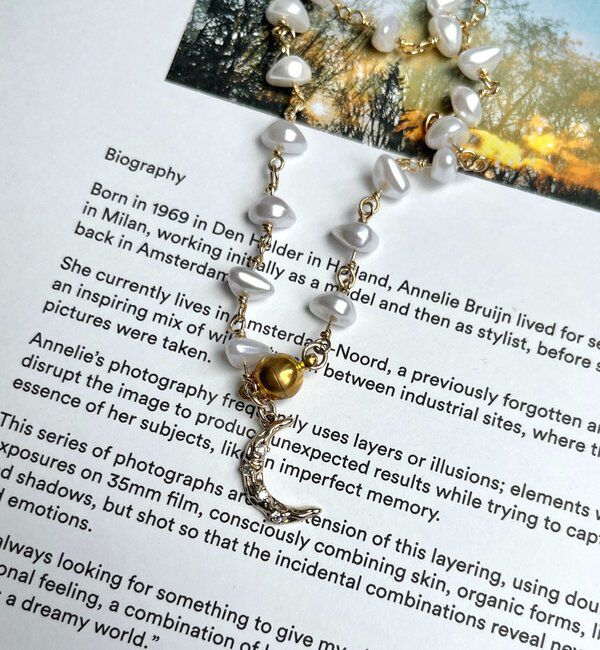  「【インフルエンサーOKOCHI企画】月モチーフランダムパールネックレス」|ネックレス|