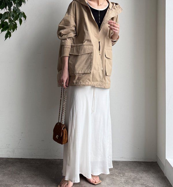  「ベルト付キュプラ混サテンスカート」|スカート|